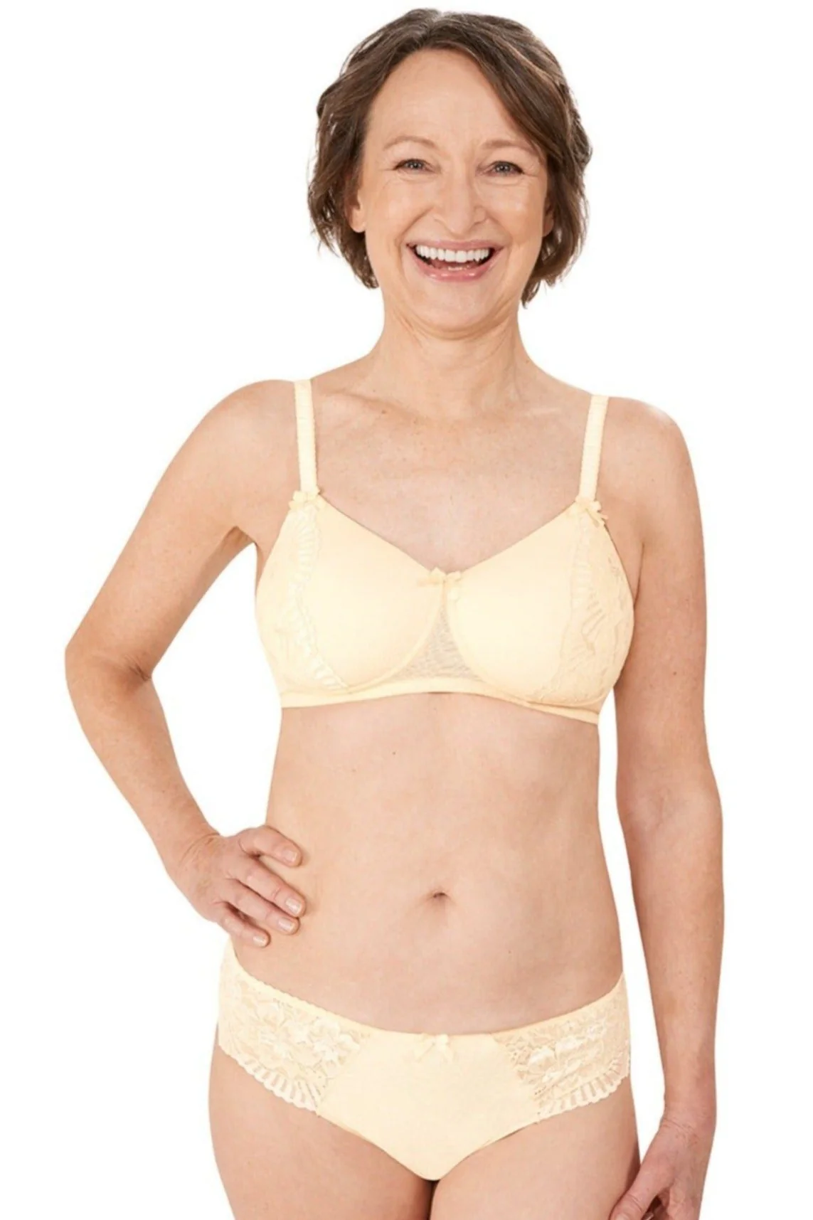 Amoena Mariella Padded Soft Mastectomy Bra - Image 2